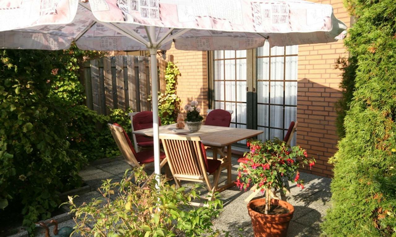 Ferienhaus Wieke Wiesmoor Bagian luar foto